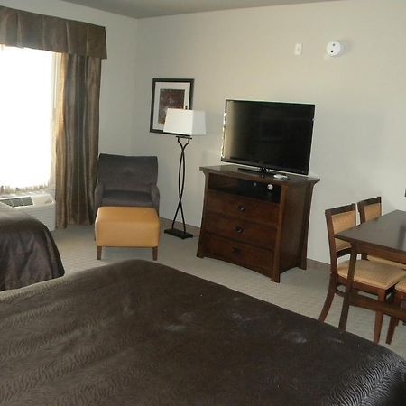Teddy'S Residential Suites Watford City Extérieur photo