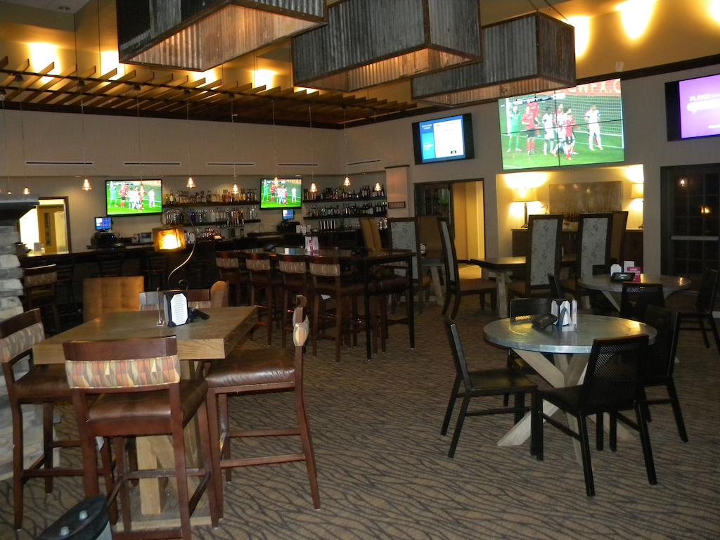 Teddy'S Residential Suites Watford City Extérieur photo