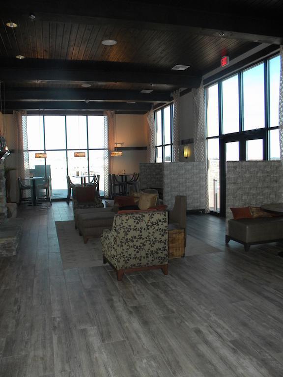 Teddy'S Residential Suites Watford City Extérieur photo