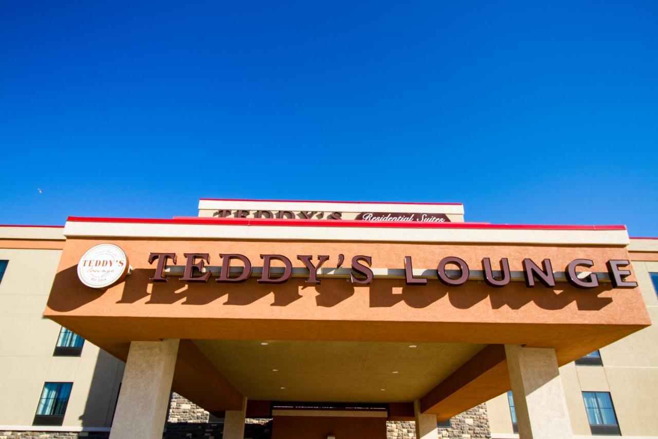 Teddy'S Residential Suites Watford City Extérieur photo